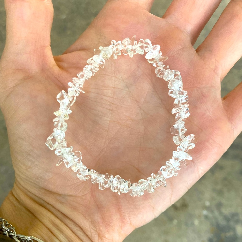 Fine Elegance Clear Quartz Bracelet - Picture 4 of 5